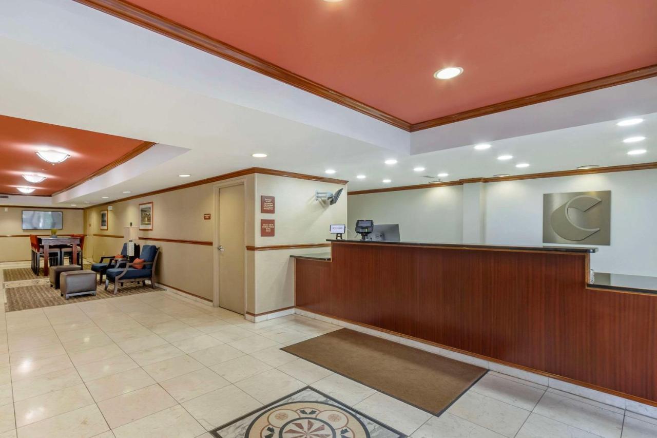 Comfort Inn & Suites Airport Convention Center North Charleston Luaran gambar