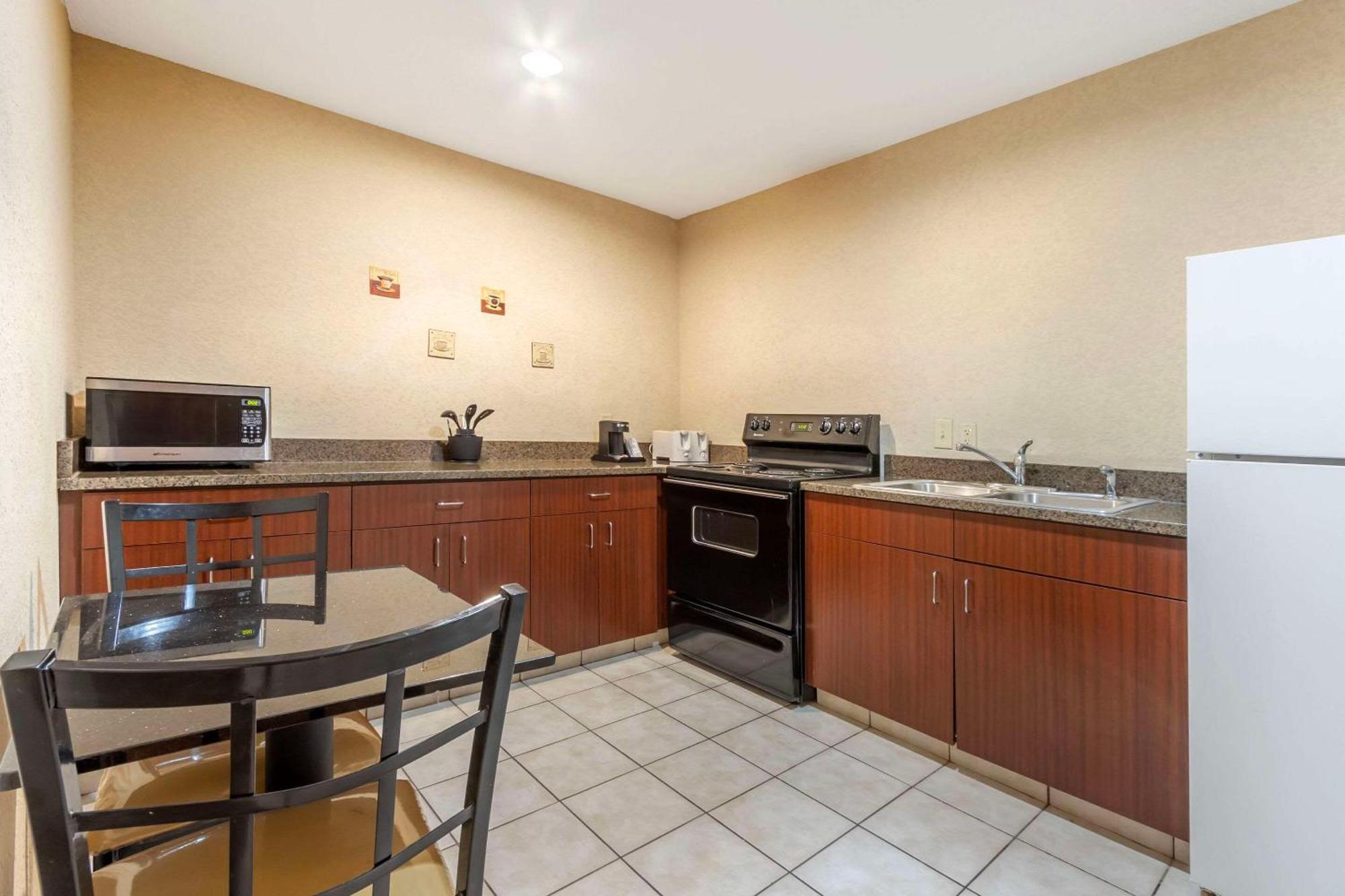 Comfort Inn & Suites Airport Convention Center North Charleston Luaran gambar